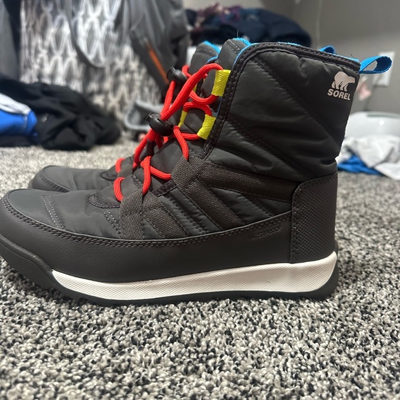 Sorel Whitney ll waterproof boots - Picture 1 of 6